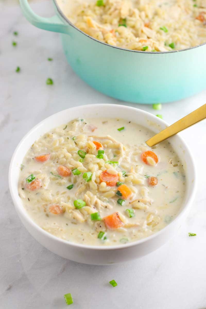 chế độ dinh dưỡng cho gà đá
